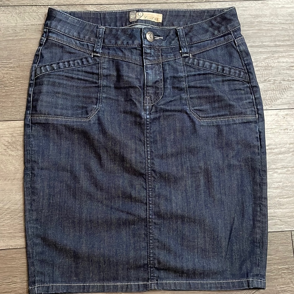 Level 99, denim skirt, size 26‎